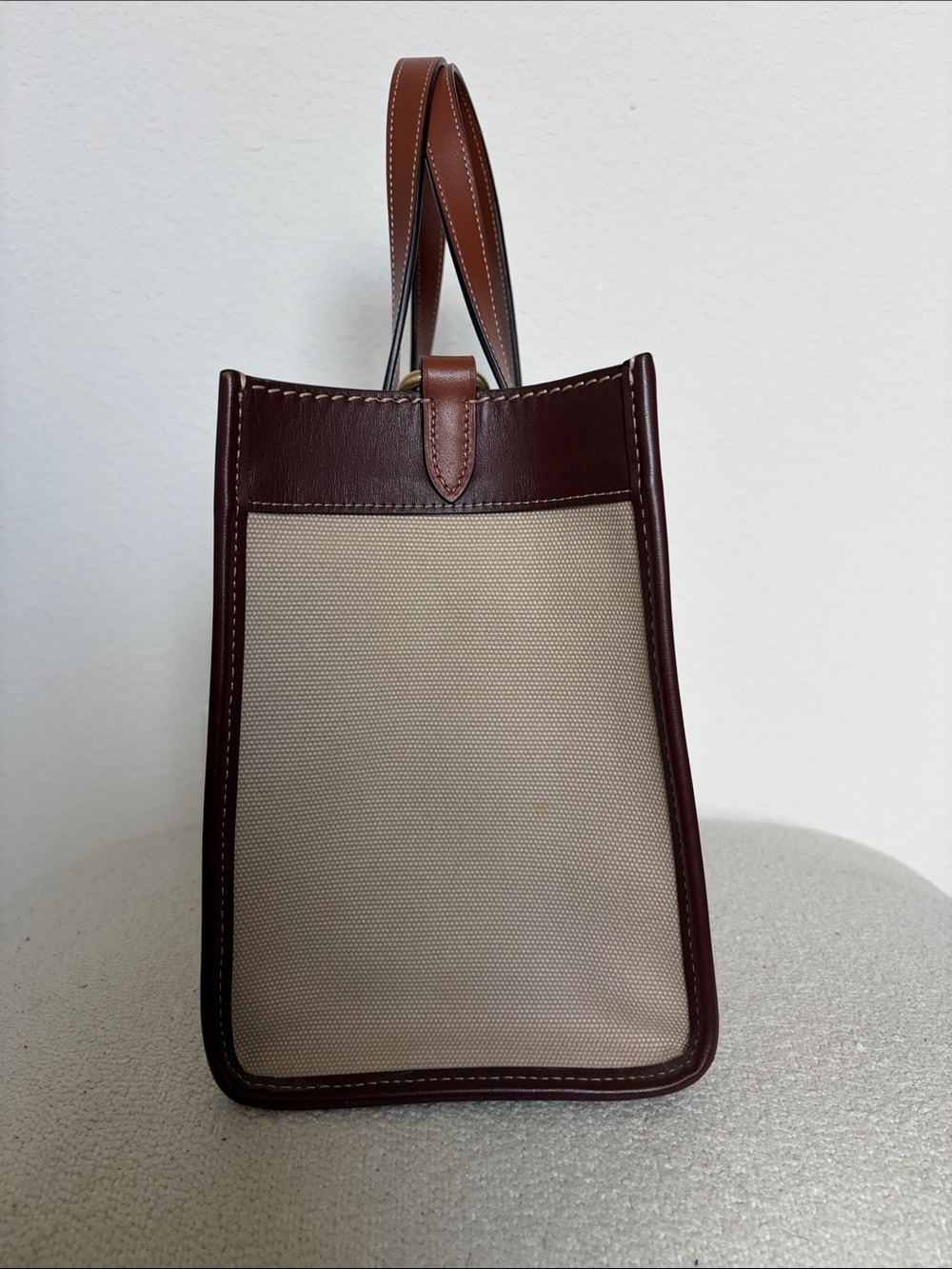 Coach Field Tote 30 - Picture 3 of 8